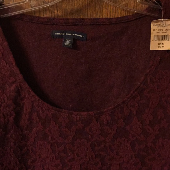 NEW AEO 🦅 CROP TOP ** - Picture 2 of 3